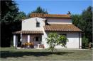 Rif. 001 Castagneto Carducci in Antico Casolare Toscano in ottime condizioni, ristrutturato e diviso in due Appartamenti. Richiesta �uro 740.000 Trattabili 