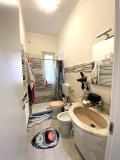 3 Vani MASSA E COZZILE (PT) Appartamento in bifamiliare.