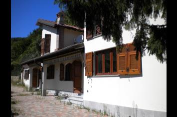 Villa in vendita a Savignone