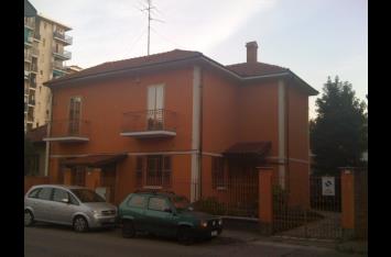 PORZIONE BIFAMILIARE