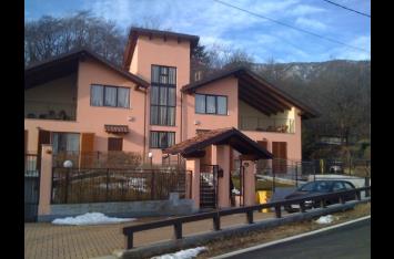 VILLA IN ZONA RESIDENZIALE