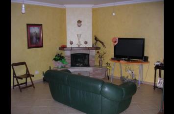VILLA BIFAMILIARE RIFINITISSIMA