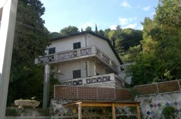 TRE VANI PRESSI GIACALONE